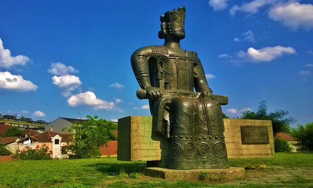 spomenik knezu lazaru
